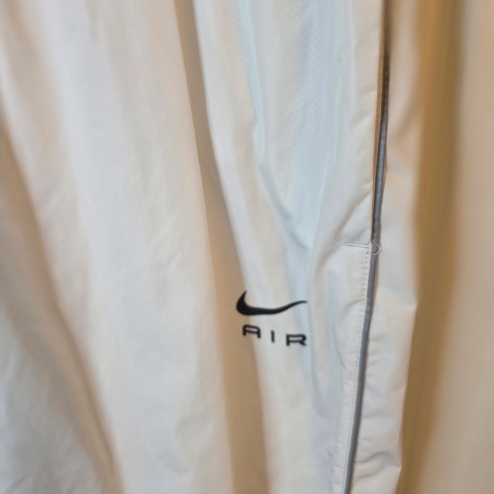 Nike Men's Sportswear Air Woven Pants White Medium Loose Fit - Picture 7 of 8